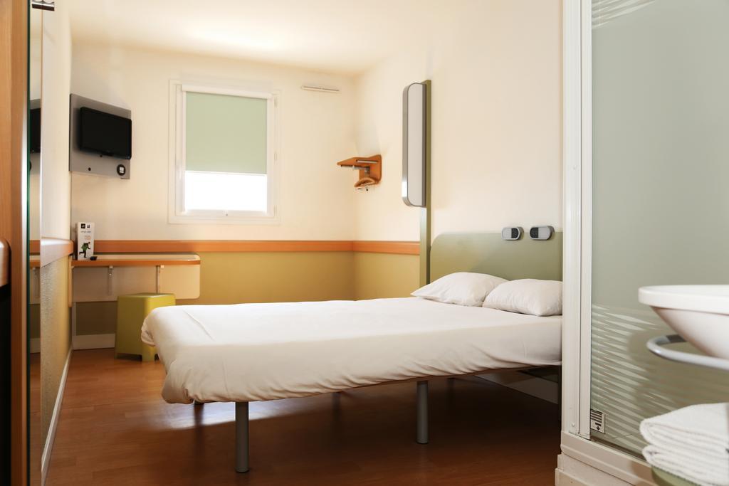 Ibis Budget Aubenas Exterior foto